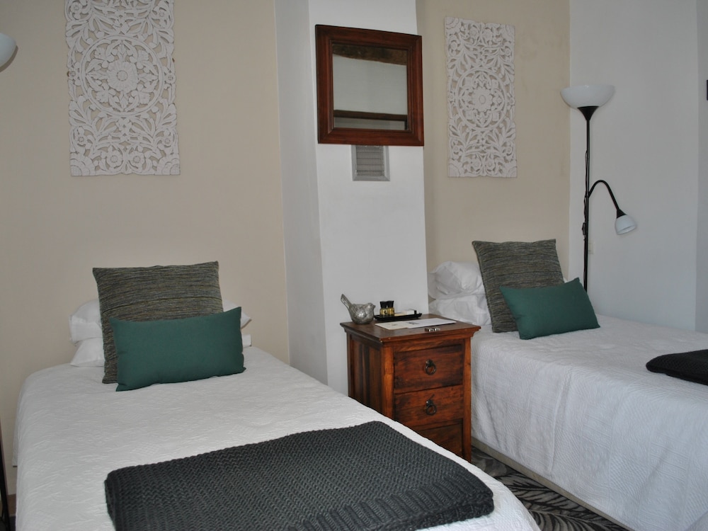 Twin Room, Private Bathroom