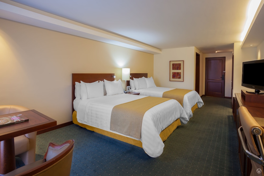 Superior Room, 2 Double Beds - Photo 2