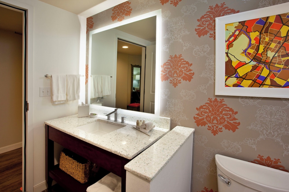 Standard Room, 2 Queen Beds, Accessible (Communications) photo 3
