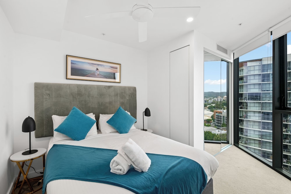 1 Bedroom Apartment - Photo 1