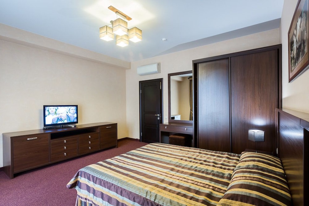 Comfort Suite photo 3