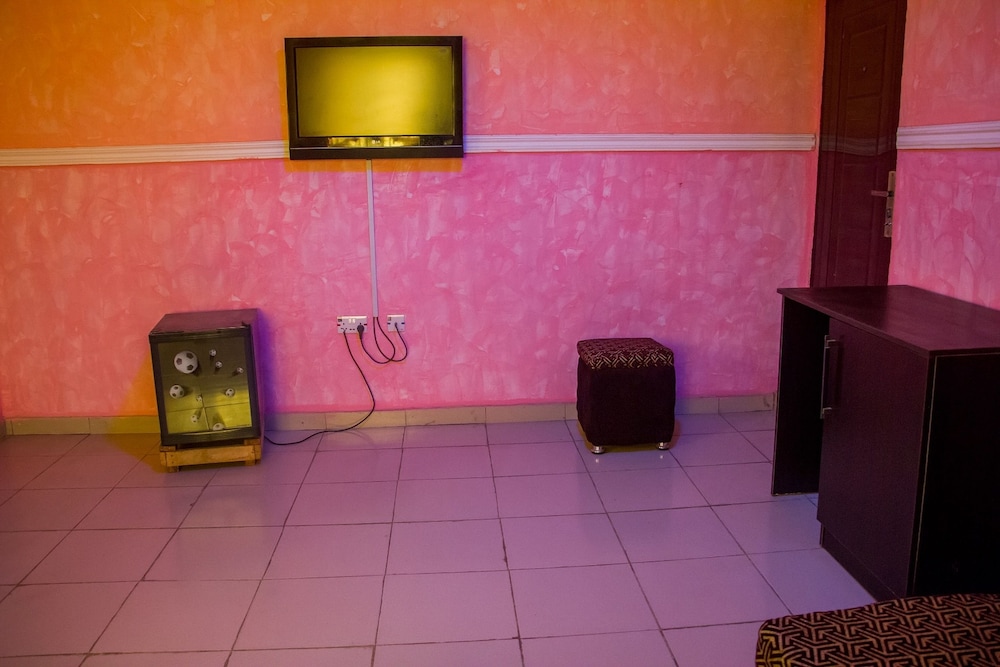 Business Suite photo 3