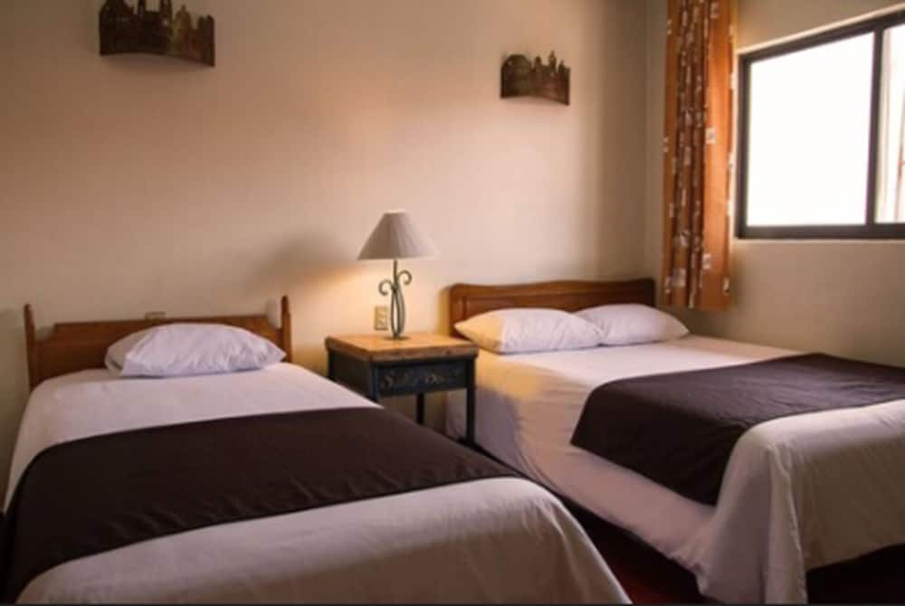 Classic Triple Room