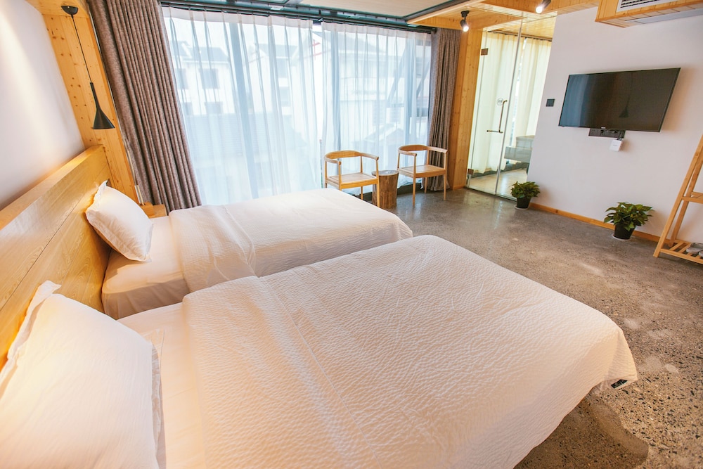 Comfort Twin Room, Mountain View photo 3