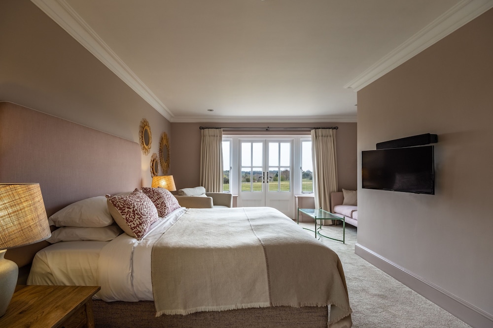 Executive Room photo 2