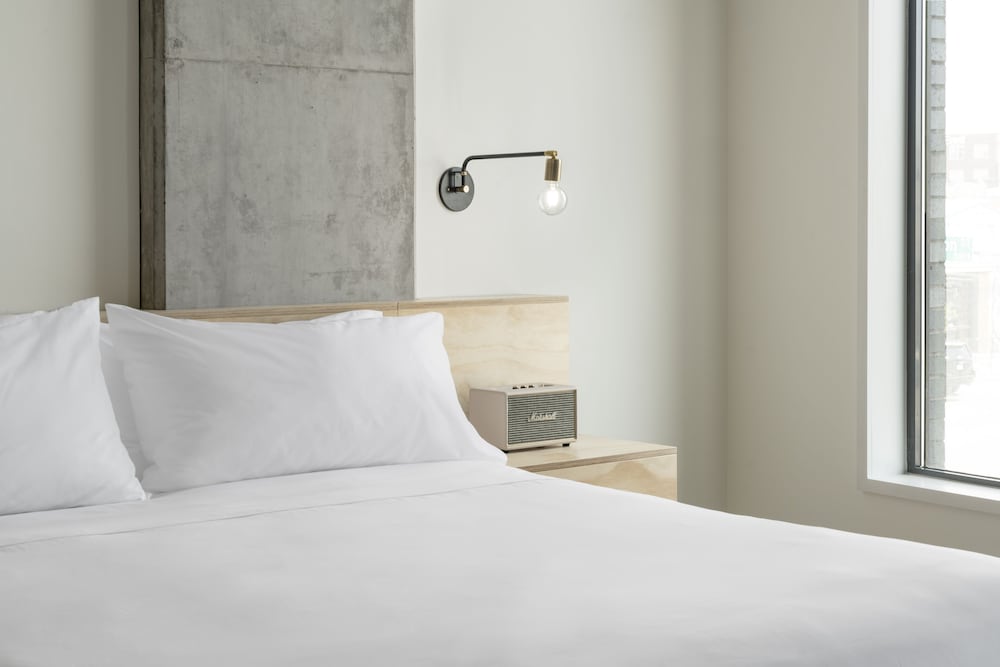 Double Room, Roll-in Shower - Photo 2