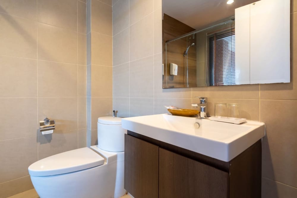 Deluxe Twin Room with Pool Access photo 3