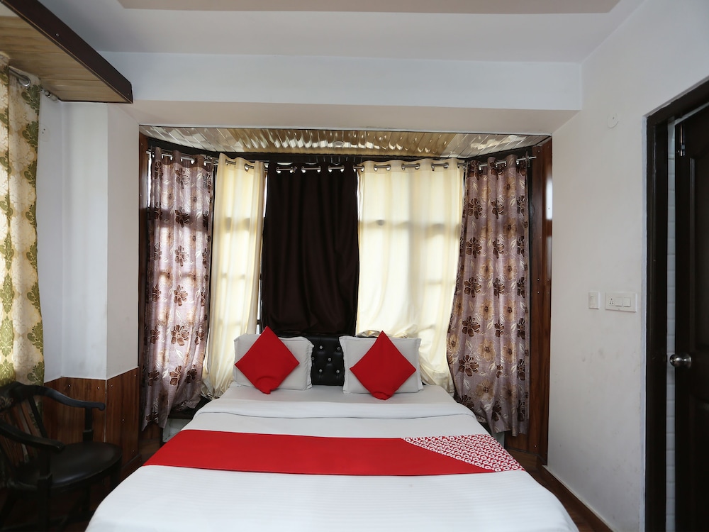 Suite, 1 King Bed photo 3