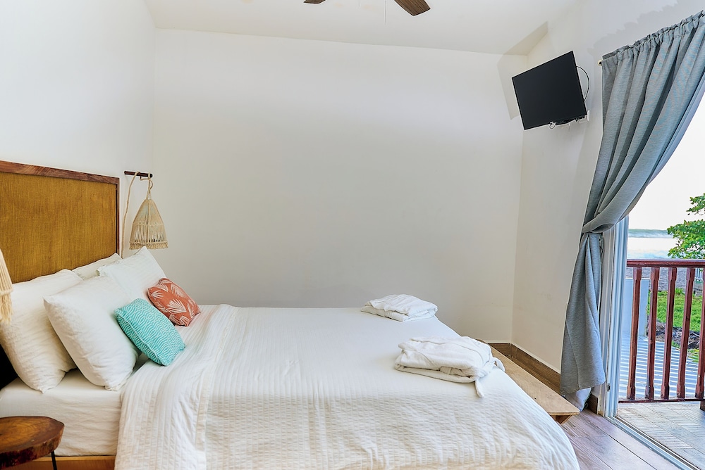 Standard Double Room (B) photo 3