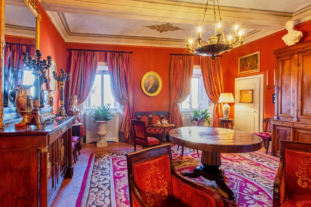 Deluxe Suite, Hill View (Rossa) photo 1