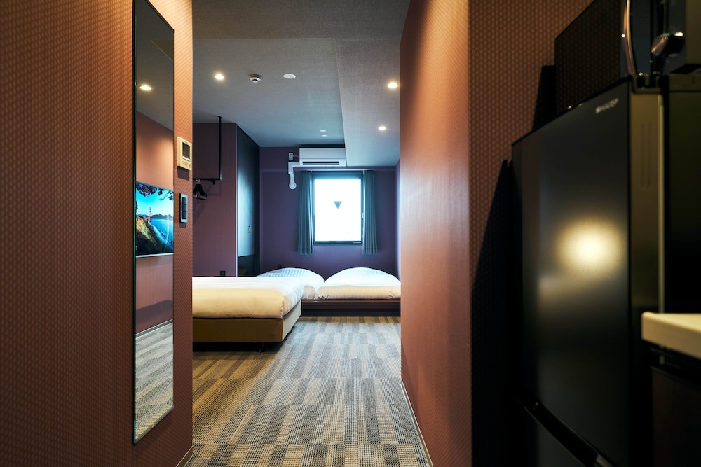 Standard Double Room, Multiple Beds - Photo 17
