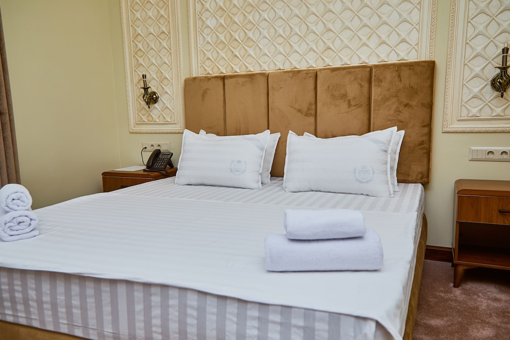 Deluxe Double Room - Photo 2