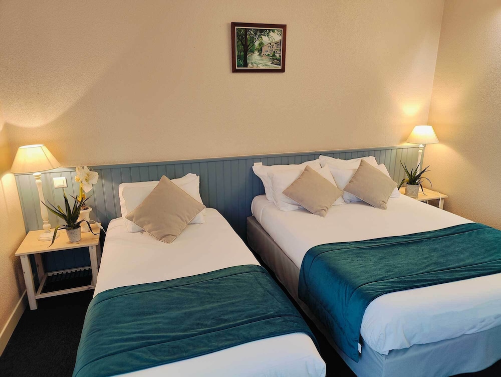 Classic Double or Twin Room - Photo 4