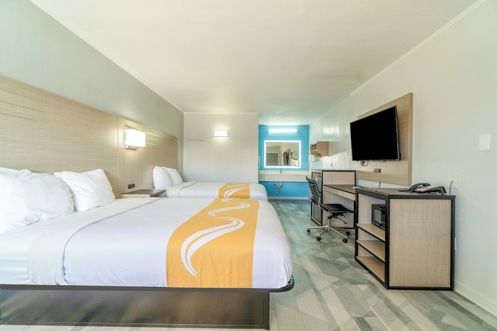Room, 2 Queen Beds, Non Smoking - Photo 3