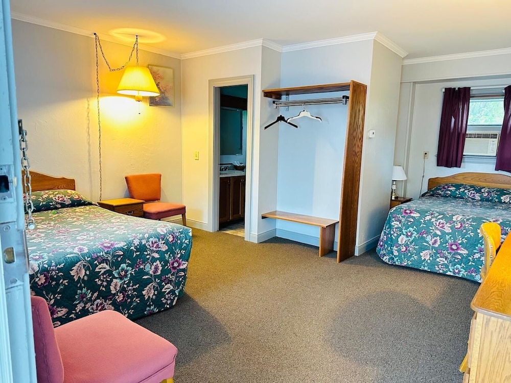Comfort Room, 2 Double Beds photo 1