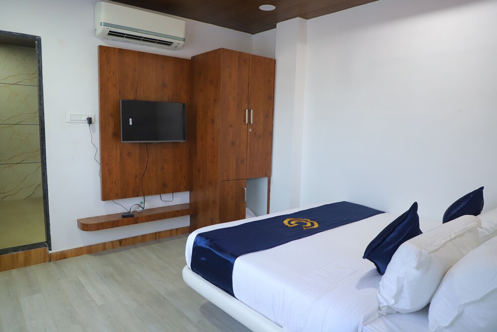 Royal Room