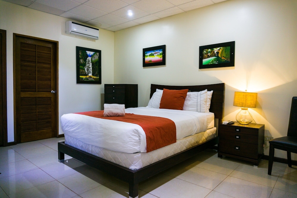 Standard Room photo 2