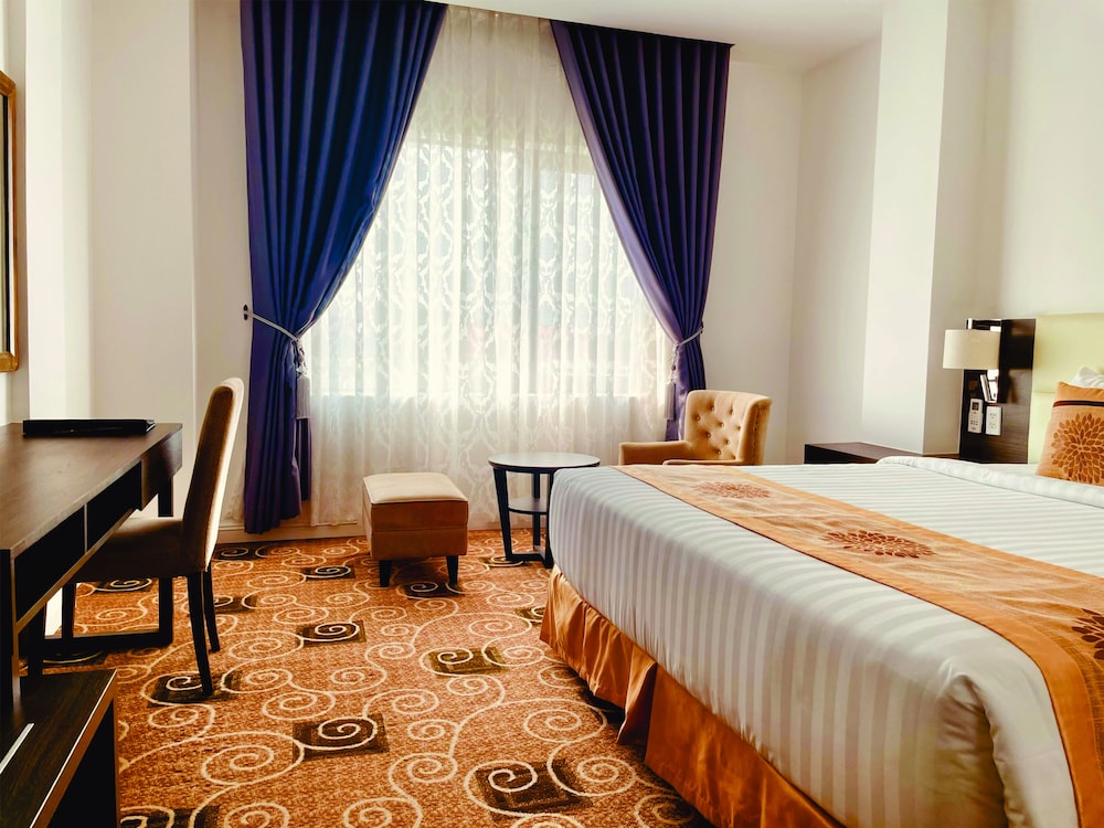 Superior Double Room, City View - Photo 7