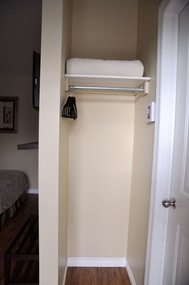 Standard Room, 2 Double Beds photo 1