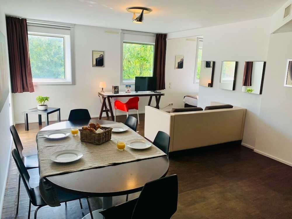 Executive Suite Plus photo 3