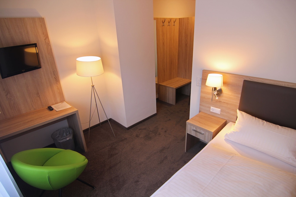 Business Single Room
