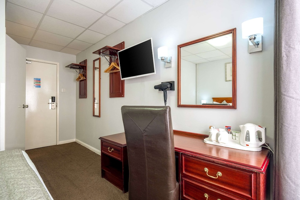Standard Double Room - Photo 2