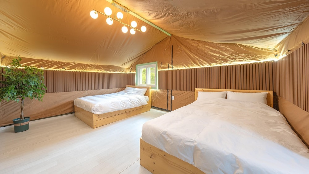 Basic Room, 1 Bedroom (Glamping 7 (BBQ,Pet-Friedly))