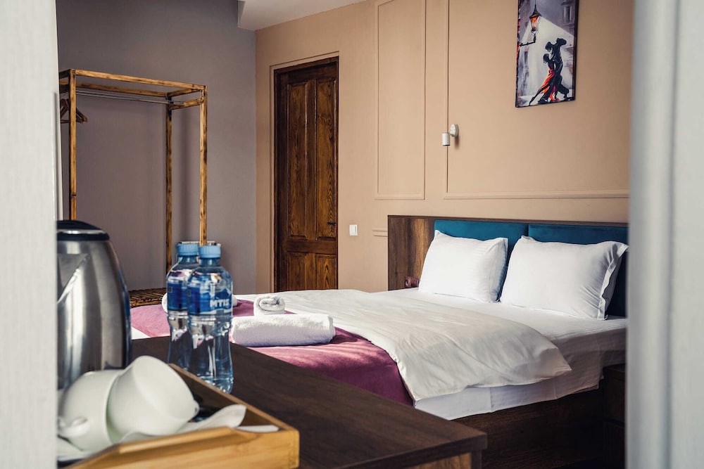 Luxury Double Room, Balcony, City View
