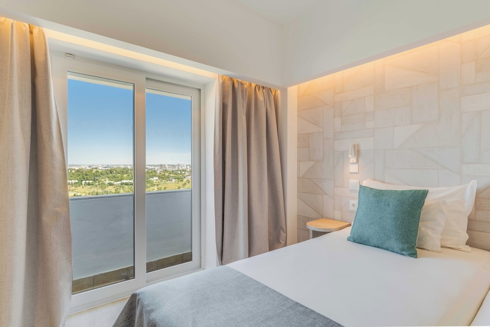 Double or Twin Room, Garden View - Photo 2