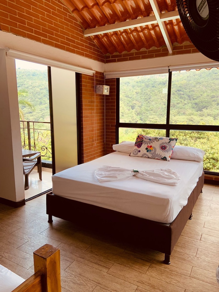 Panoramic Double Room, 1 Bedroom, Pool Access, Mountain View photo 2