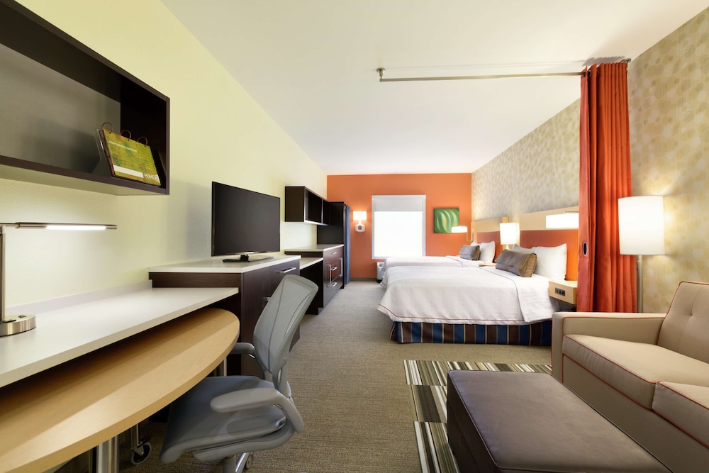 Studio, 2 Queen Beds, Accessible, Bathtub photo 3
