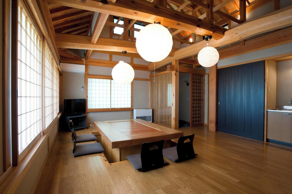 Private Cottage (Non-smoking) photo 2