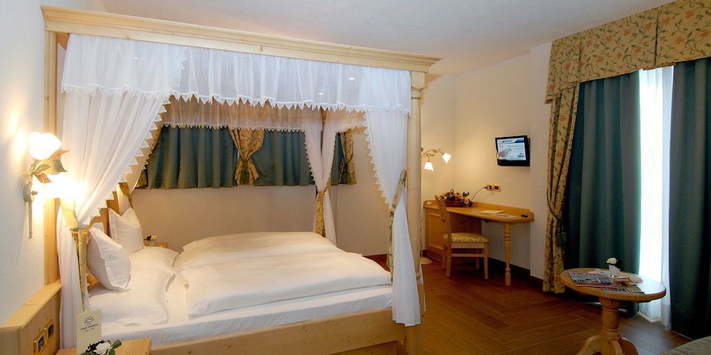 Junior Suite - Photo 1