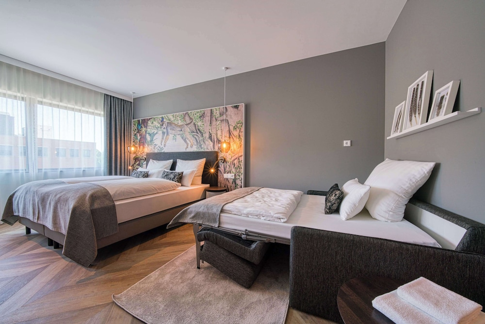 Comfort Room, 1 Double Bed with Sofa bed - Photo 15