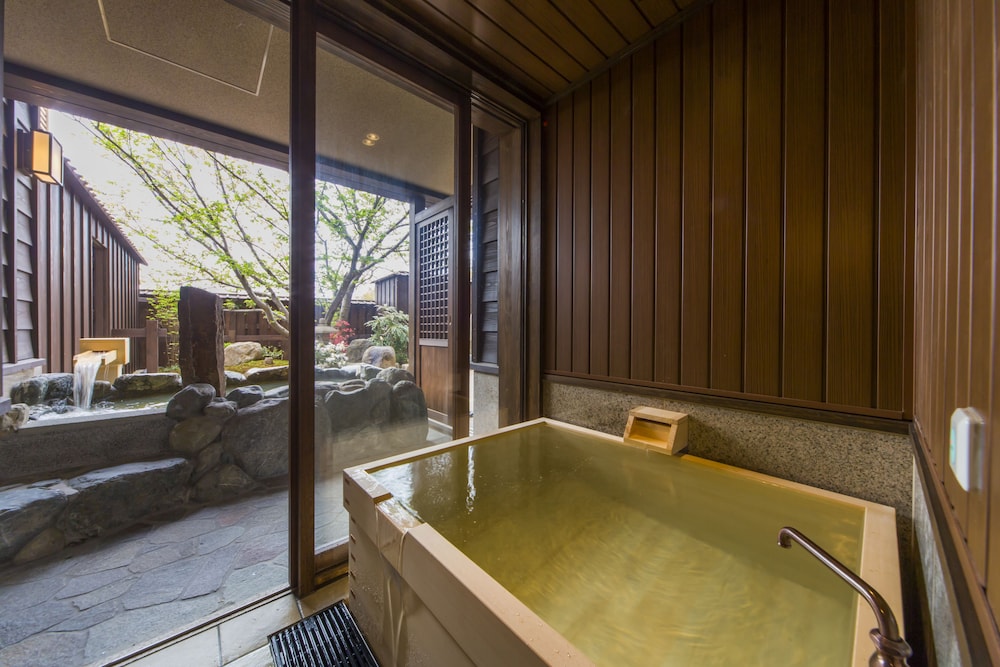 Suite For 4 Pax, Private Open-Air Bath photo 3