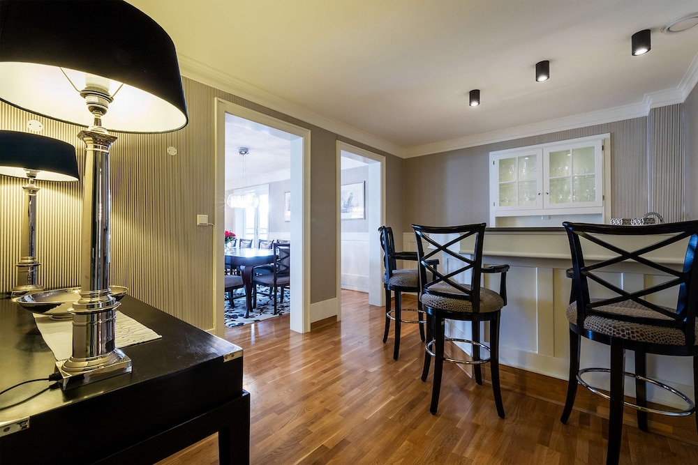 Suite (Master) photo 1
