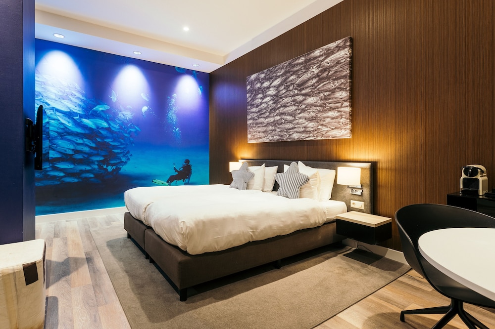 Superior Double or Twin Room, No Windows (Atlantis Loft) - Photo 1