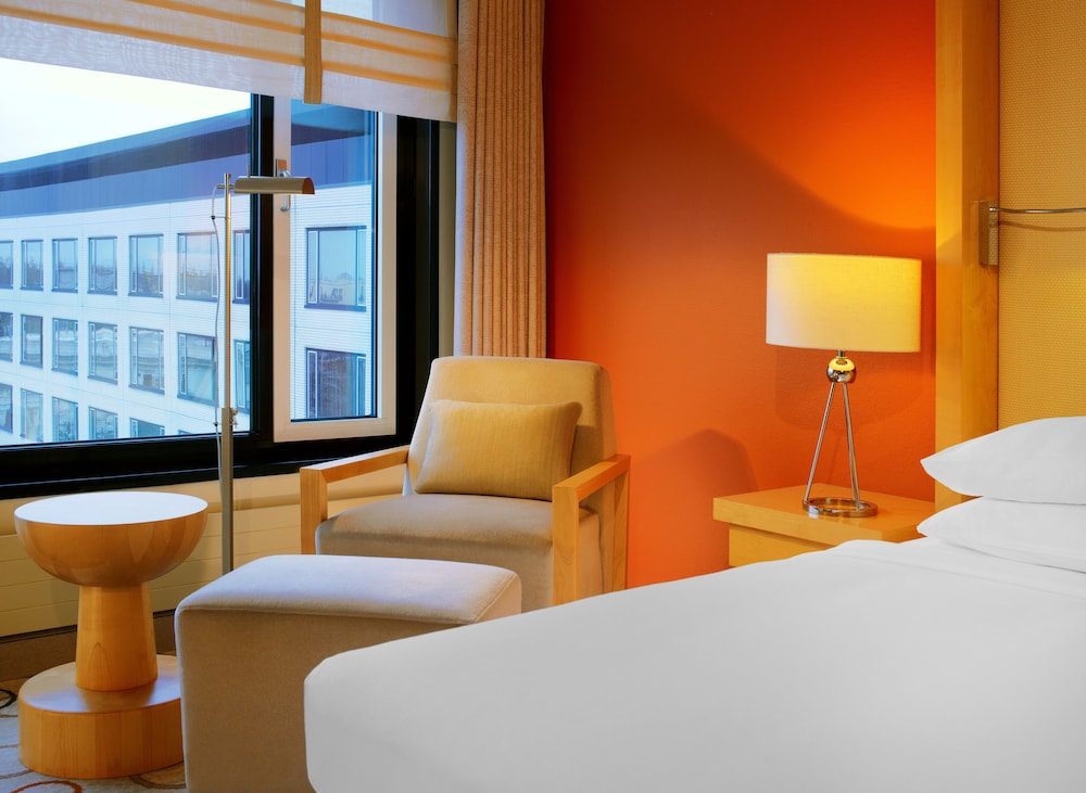 Classic Room, 1 King Bed