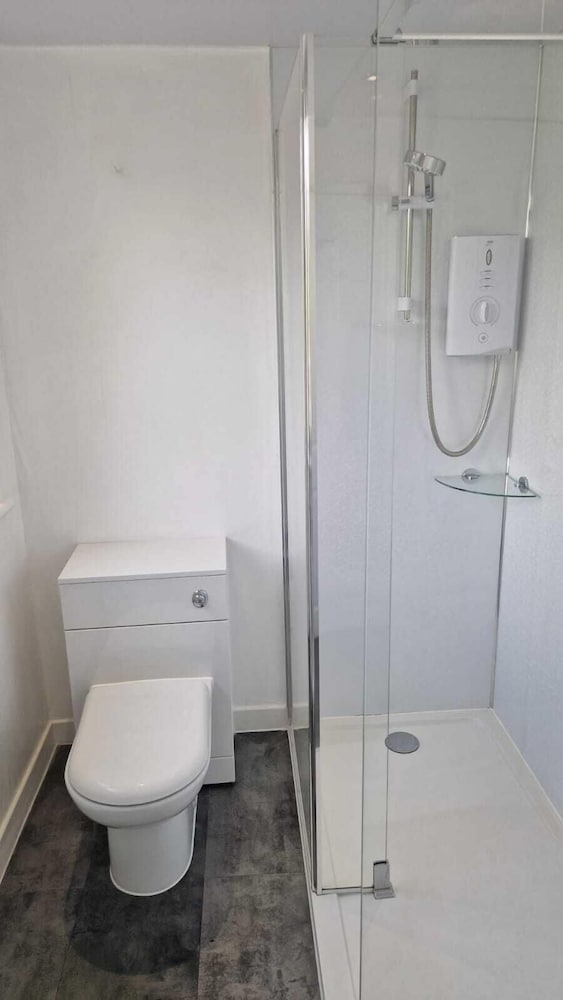 Standard Twin Room - Photo 4