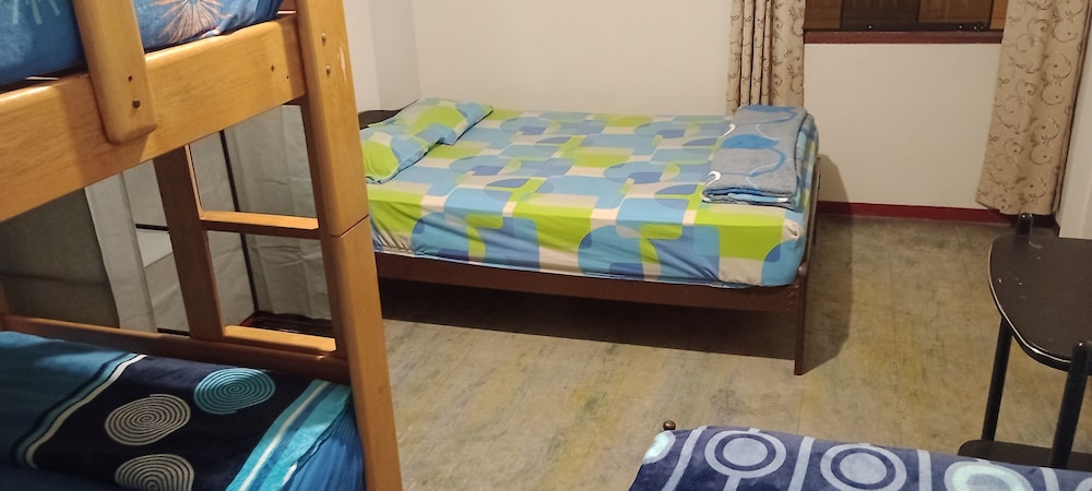 Family Quadruple Room photo 3
