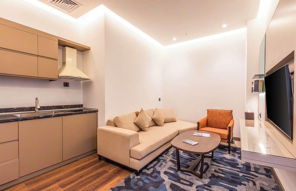 Room with Kitchenette - Photo 1