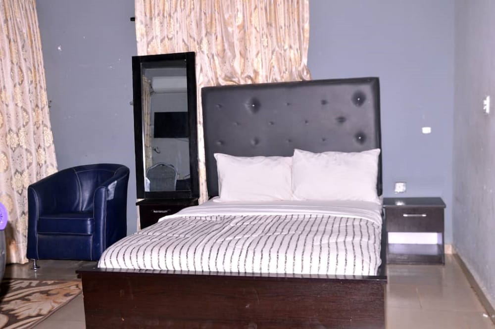 Standard Room - Photo 1