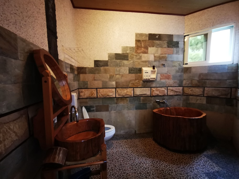 Family Room photo 2