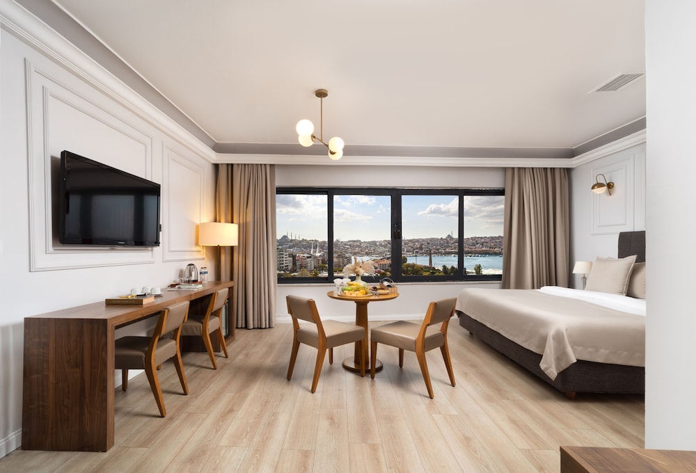 Superior Suite, Sea View photo 1