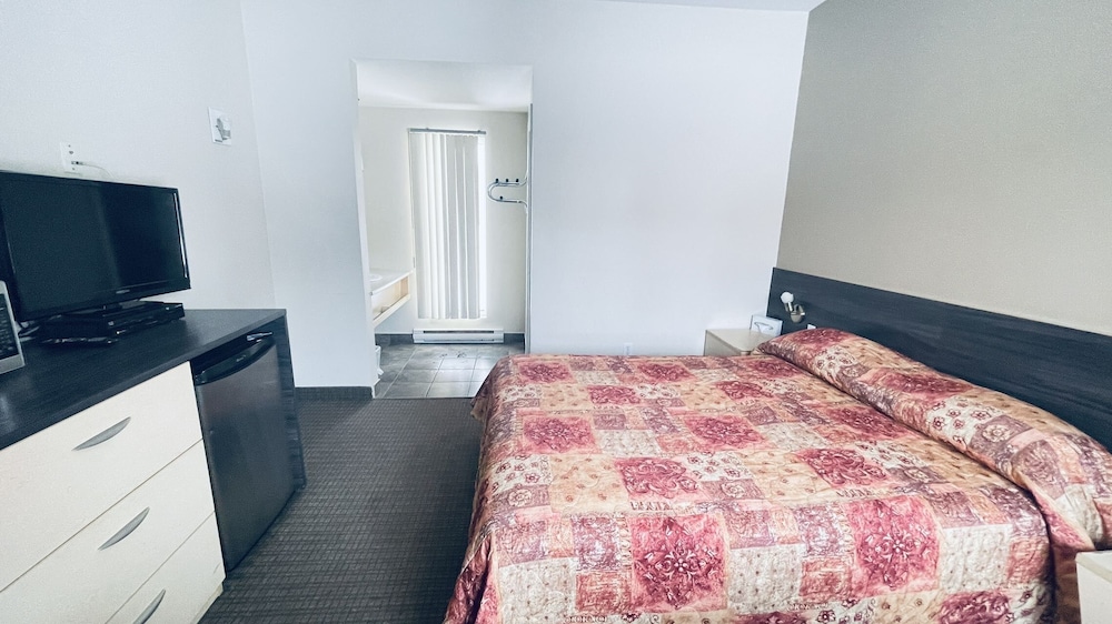 Premium Room, 1 Queen Bed, Non Smoking photo 1