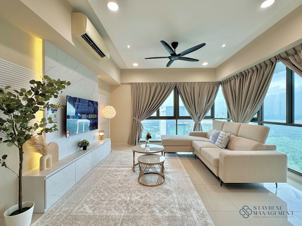 Design Apartment, 3 Bedrooms, Non Smoking, Bathtub photo 1
