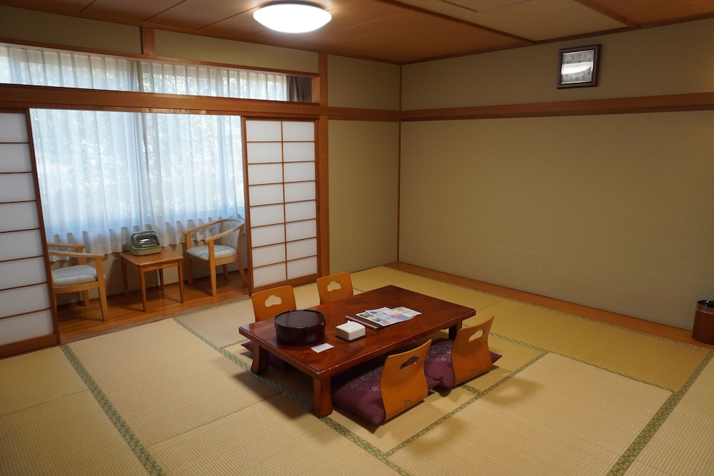 Japanese-Style Room Non-Smoking, Includes Washbasin and Toilet (No Bathtub or Shower), Free Wi-Fi