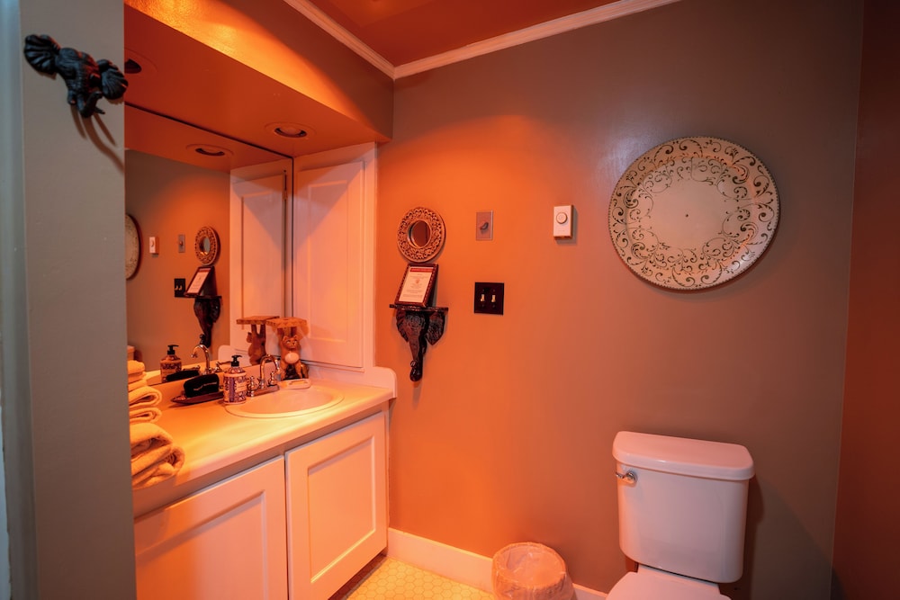 Comfort Room photo 2