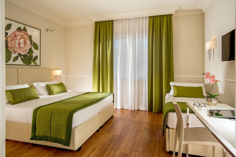 Economy Quadruple Room