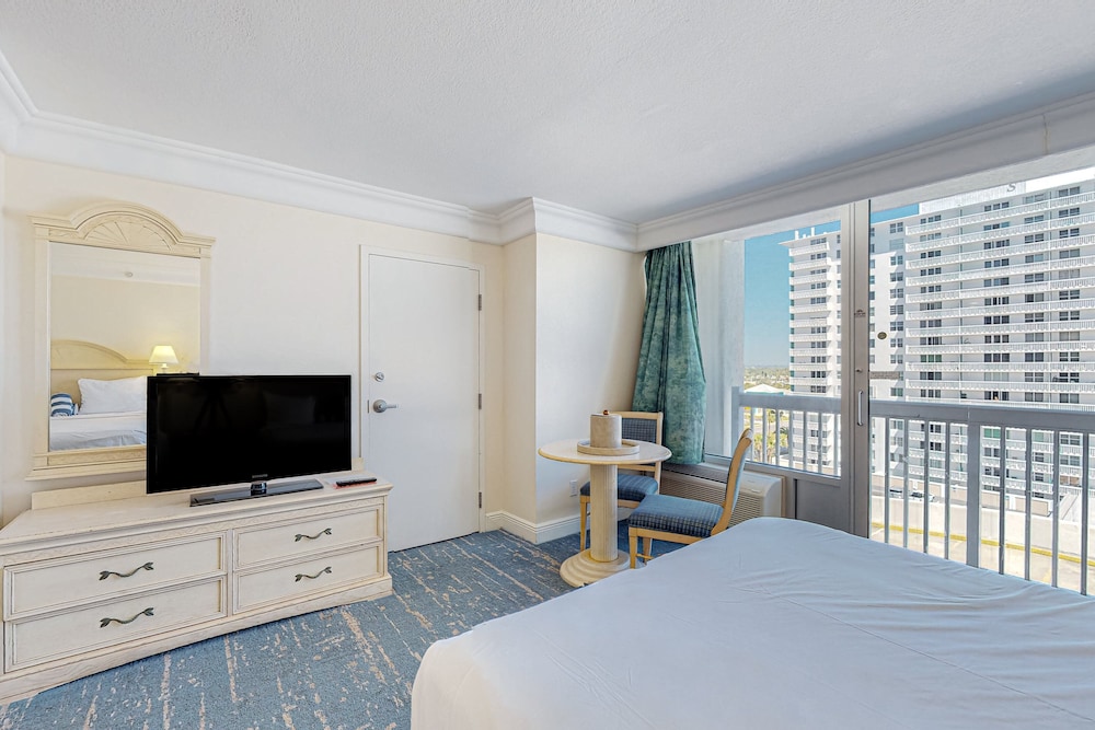 Studio, 2 Queen Beds, Pool Access, Ocean View (Daytona Beach Resort 815)